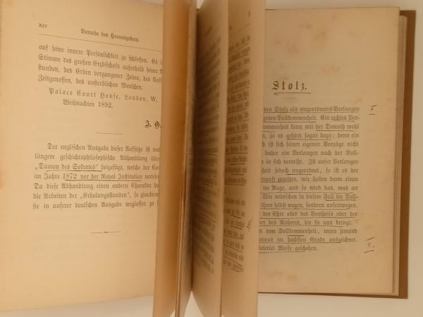 Ein Blick ins Buch